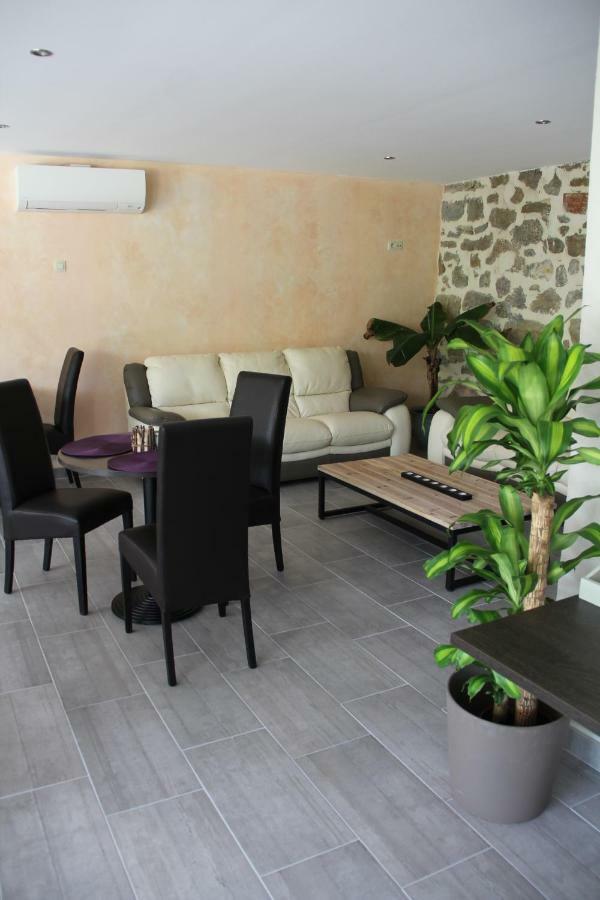 Les Jardins De Soulane B&B - Adults Only Belcastel-et-Buc Exterior foto